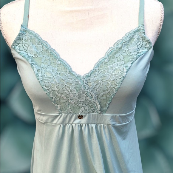 Essential Bodywear Lacy Chemise sea green size medium (see fit) sample - Picture 7 of 8